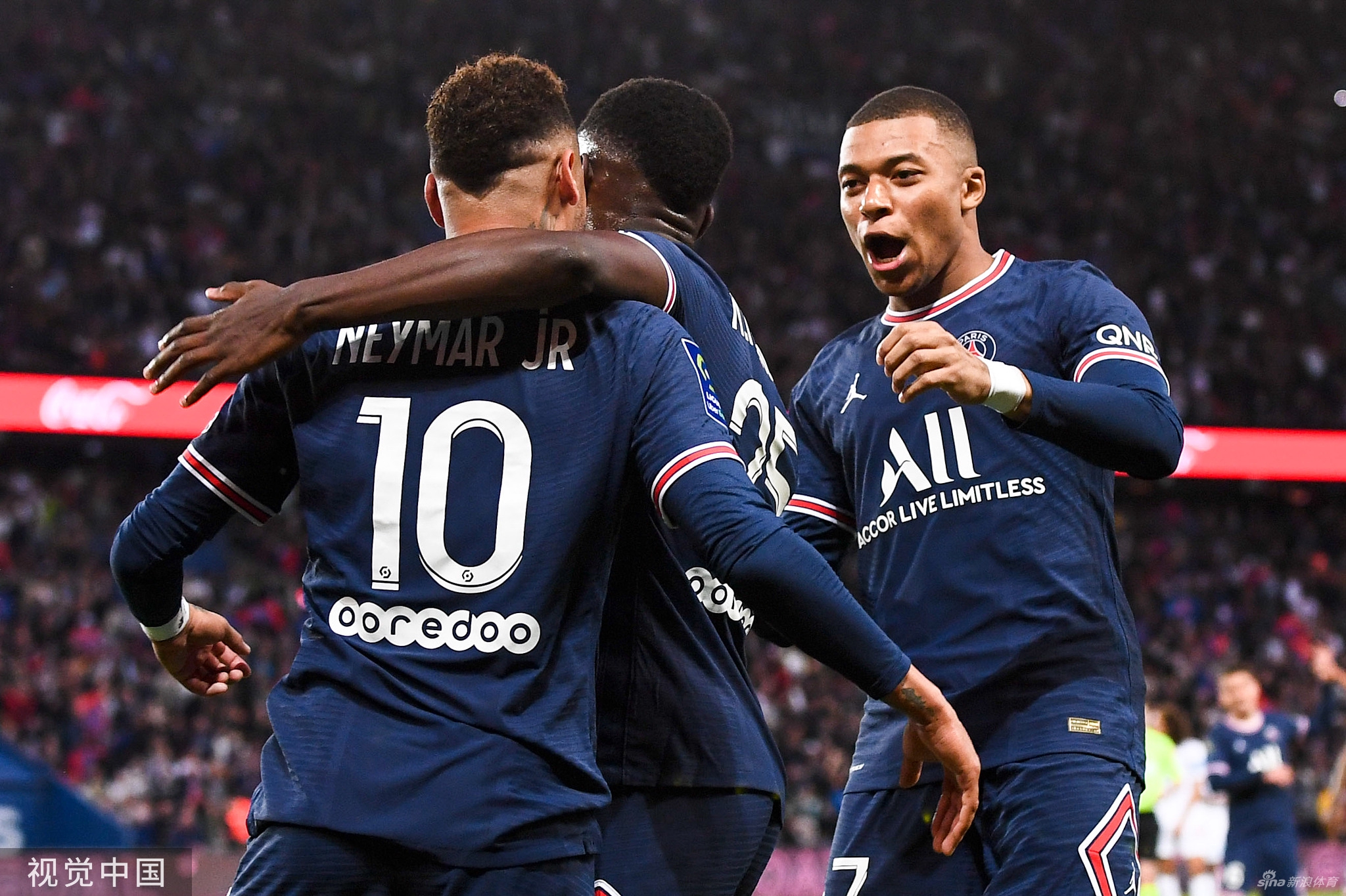 体育APP下载-巴黎圣日耳曼绝杀拜仁，姆巴佩乌龙送礼法甲的简单介绍