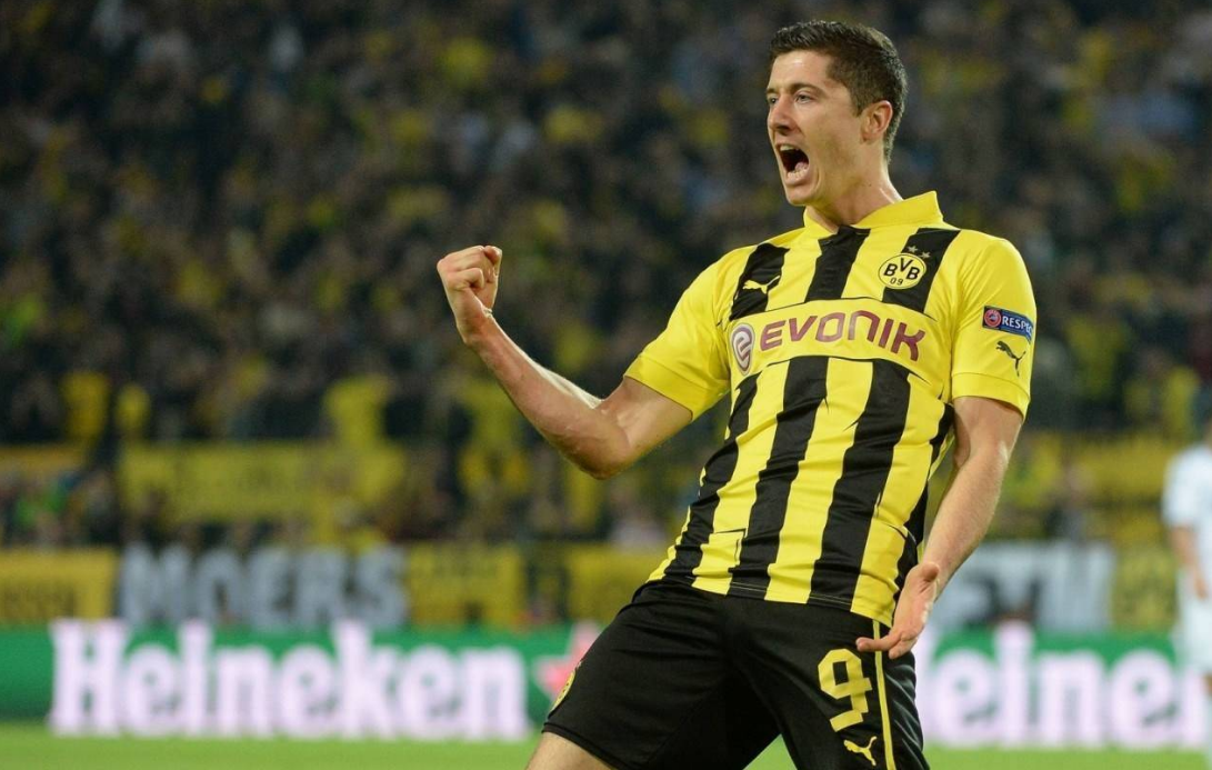 包含利物浦险胜阿森纳，德布劳内乌龙送礼西甲的词条