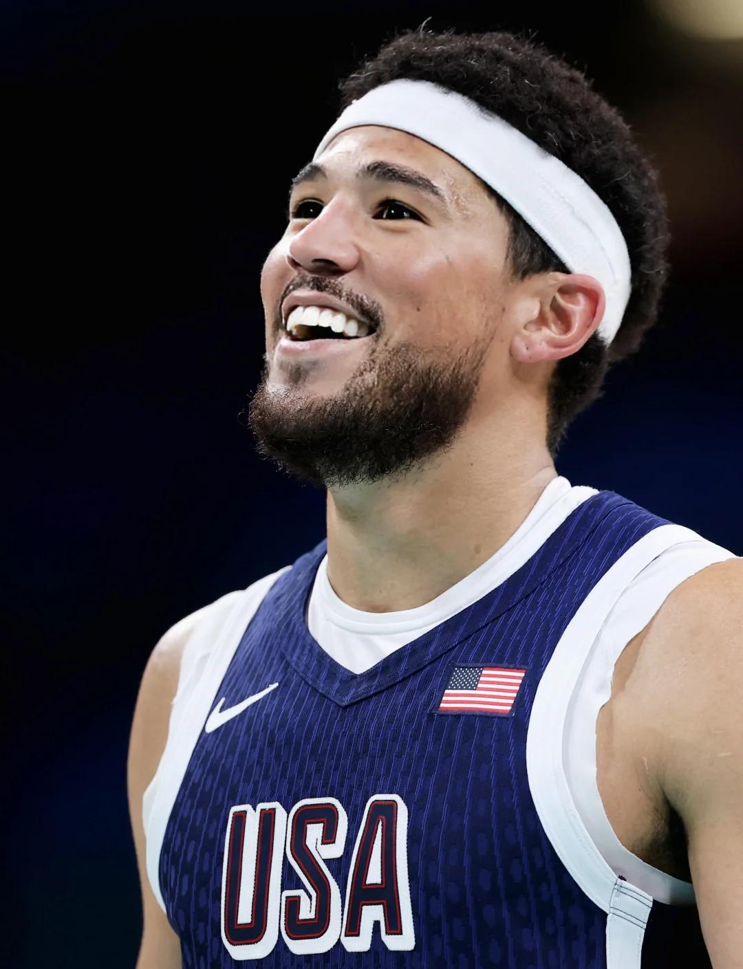 澳大利亚男篮绝地反击塞尔维亚男篮，布克打破历史纪录的简单介绍